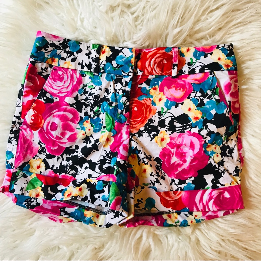 Flowery shorts!